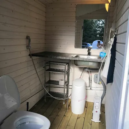 Maeentaustan Aitat Bed and breakfast