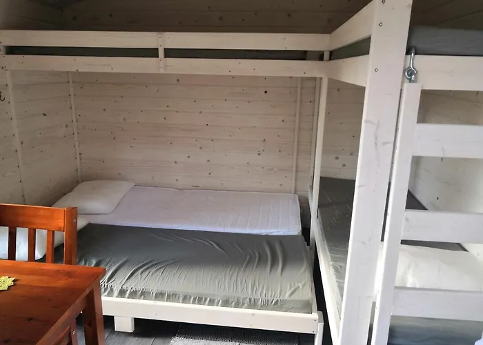 Maeentaustan Aitat *