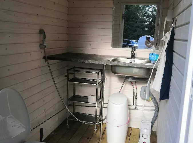 Maeentaustan Aitat Couette-café